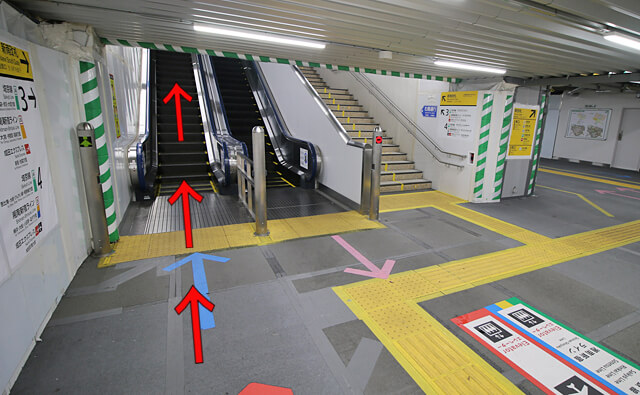 埼京線のエスカレーター