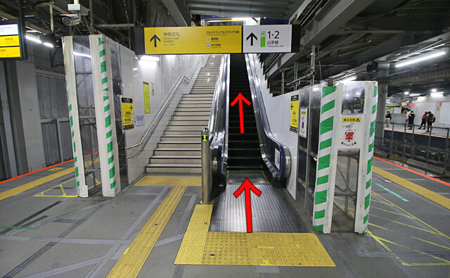 埼京線のエスカレーター