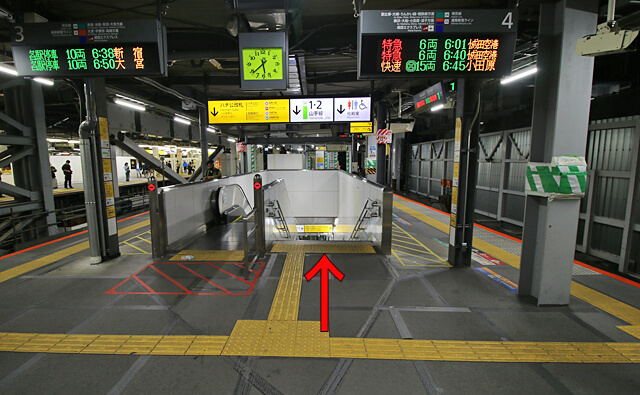 埼京線の階段