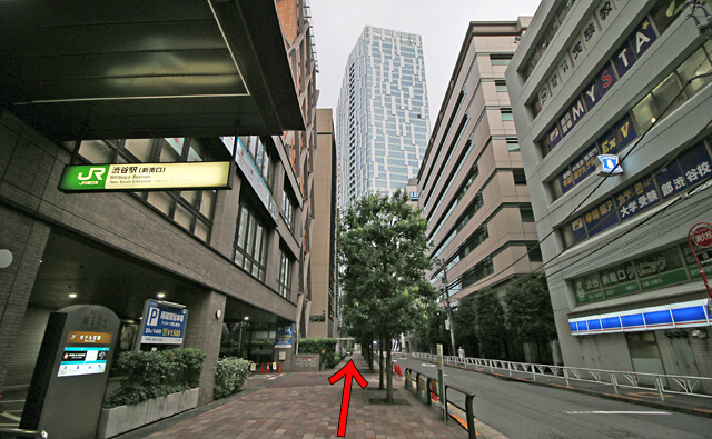 渋谷ストリームへ直進