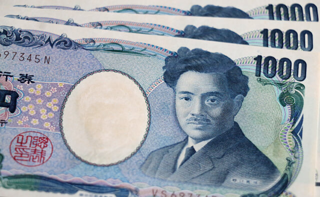3,000円