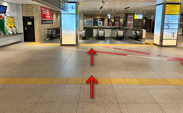 左折して15秒ほど進む