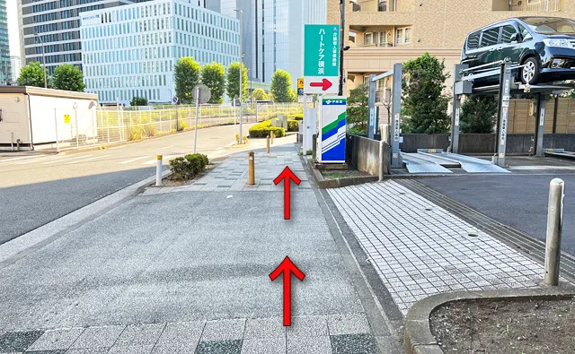 55秒ほど道なりに進む