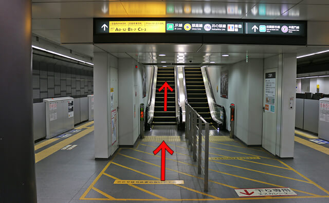 副都心線のエスカレーター